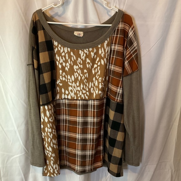 BiBi Tops - Bibi multi print women’s long sleeve shirt size XL brown patchwork design